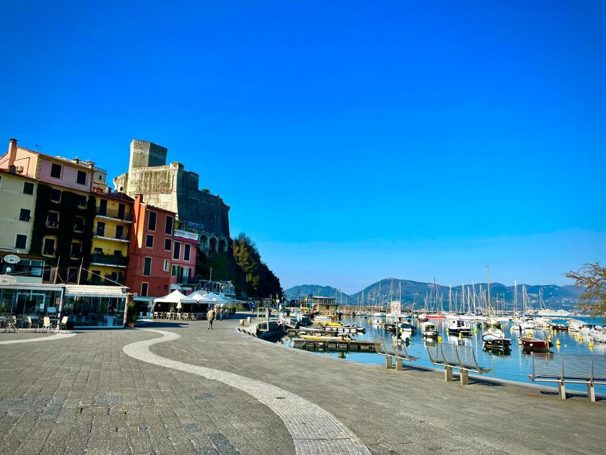Il Sogno Dei Poeti Apartment Lerici Bagian luar foto