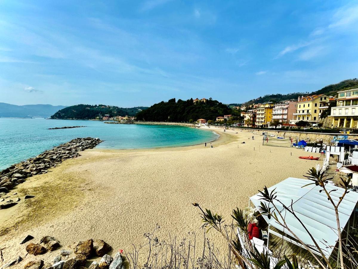Il Sogno Dei Poeti Apartment Lerici Bagian luar foto